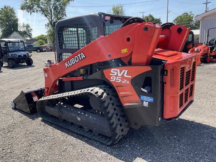 2020-kubota-svl95-2s-image-3
