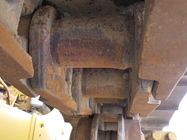 caterpillar-d6e-image-23