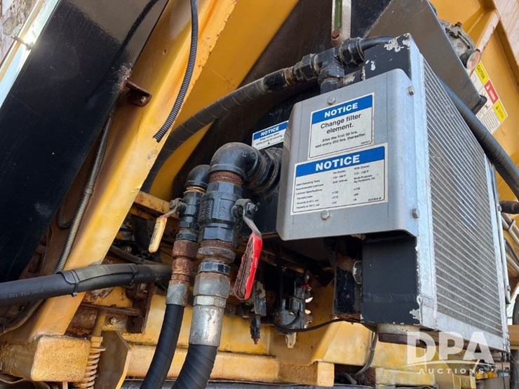 2015-ag-chem-rg1100b-image-54