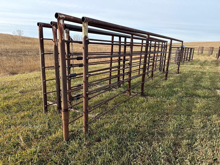 freestanding-panels-image-3