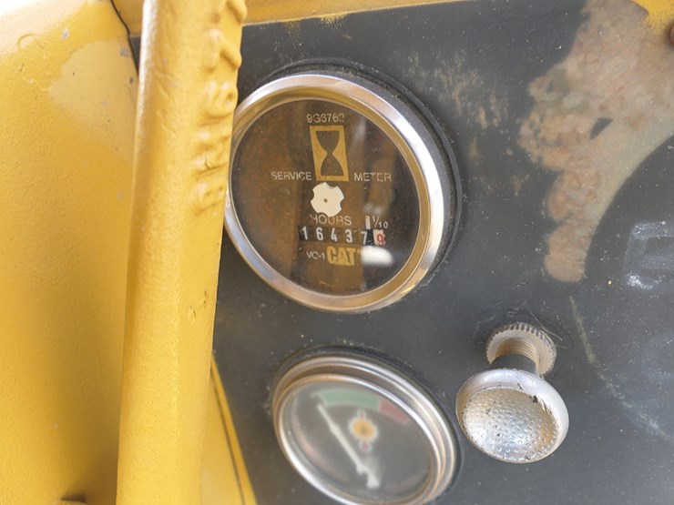 caterpillar-d6e-image-32