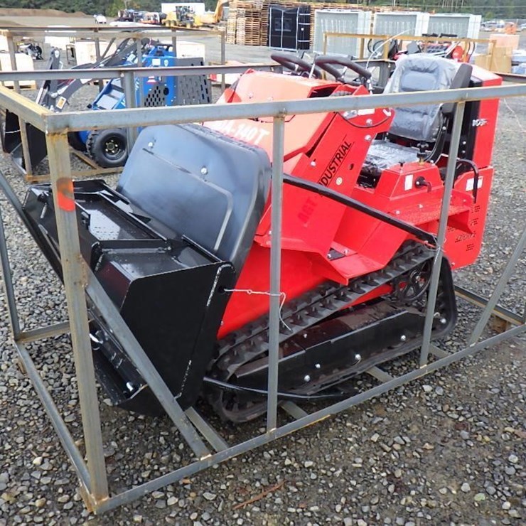 2025 AGT SDA-140T Skid Steer Tracked Loader