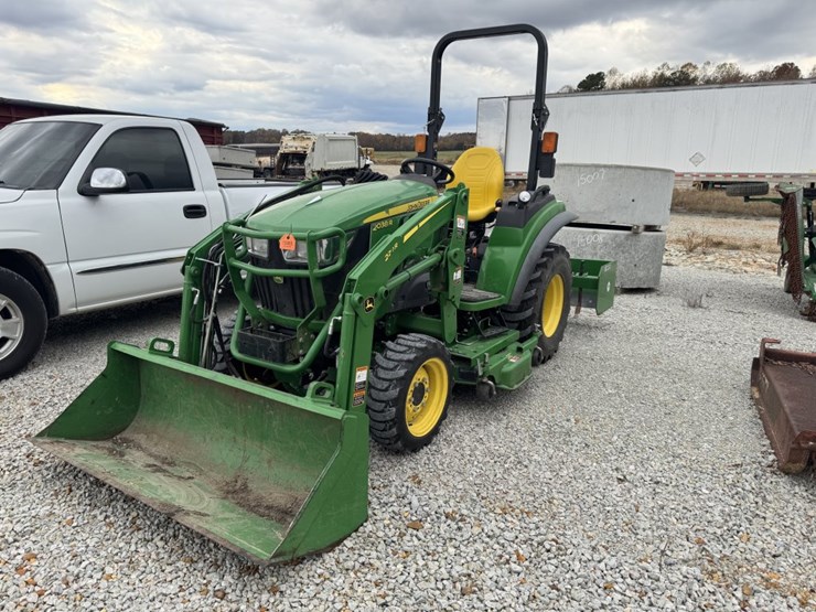 john-deere-2038r-image-1