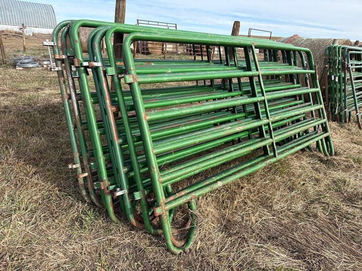 livestock-corral-panels-image-1