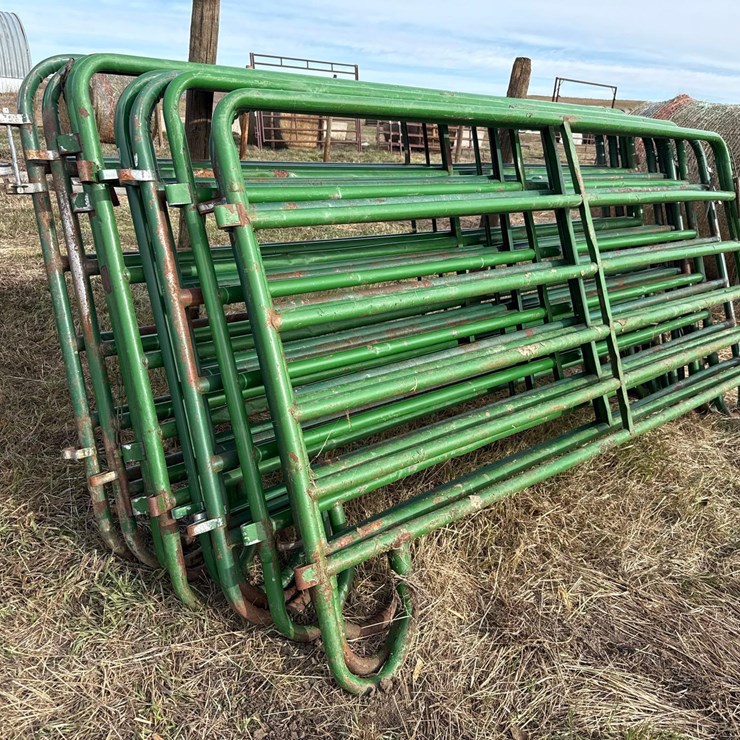 Livestock Corral Panels