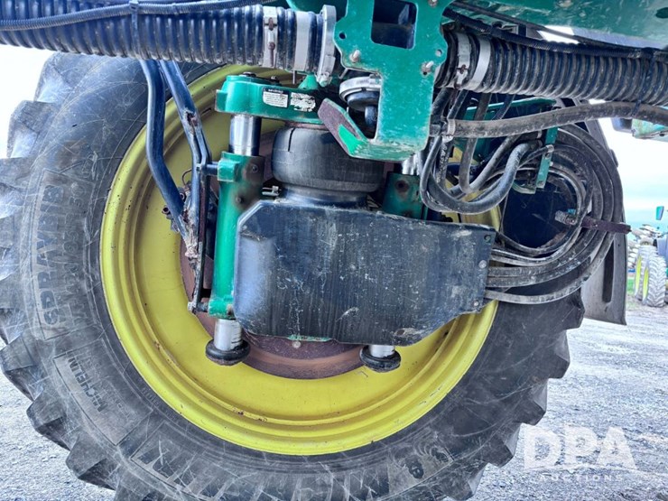 2020-john-deere-r4060-image-86