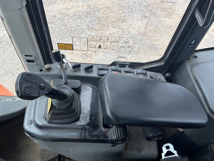 2018-doosan-dl220-3-image-18