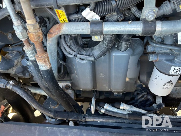 2017-ag-chem-rg1100b-image-70