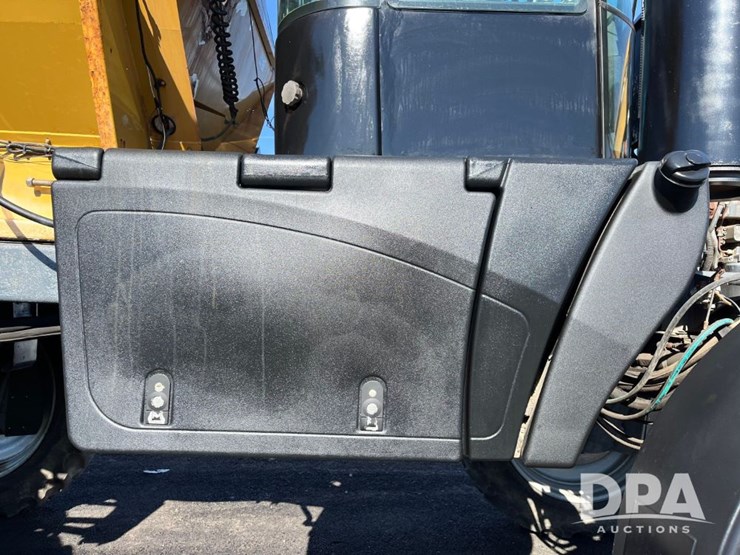 2015-ag-chem-rg1100b-image-32