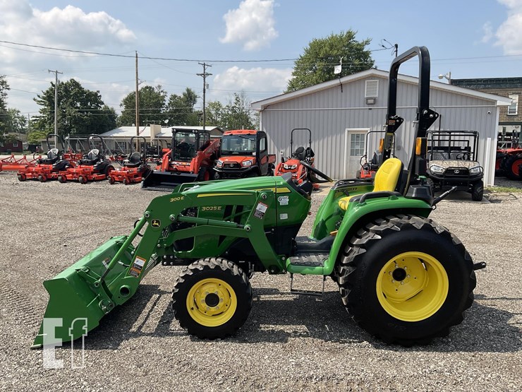 2024-john-deere-3025e-image-2