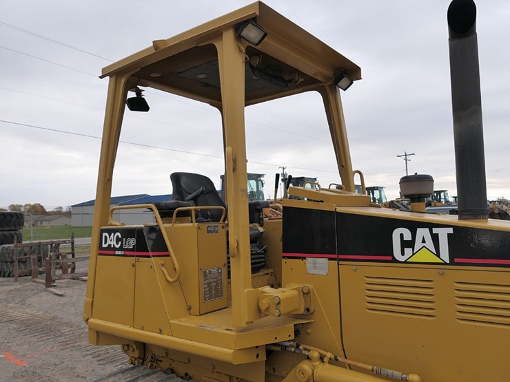 caterpillar-d4c-lgp-image-18