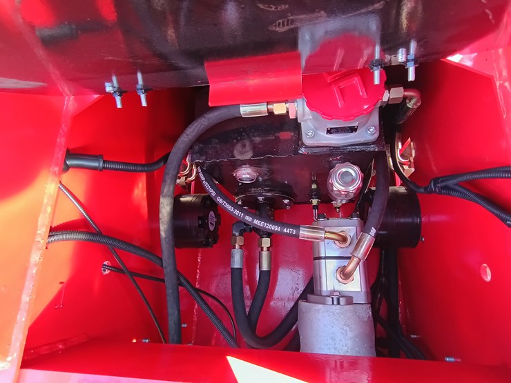 #l59-015-•-agt-sda-140t-mini-loader-image-17