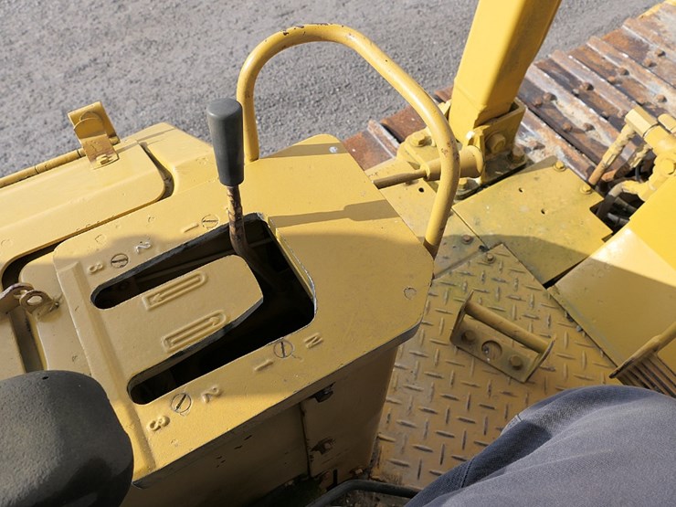 caterpillar-d6e-image-33