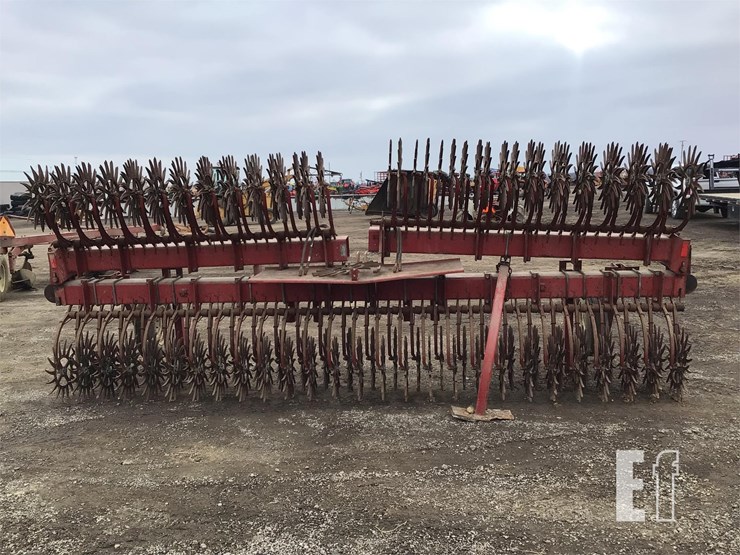 international-181-image-3