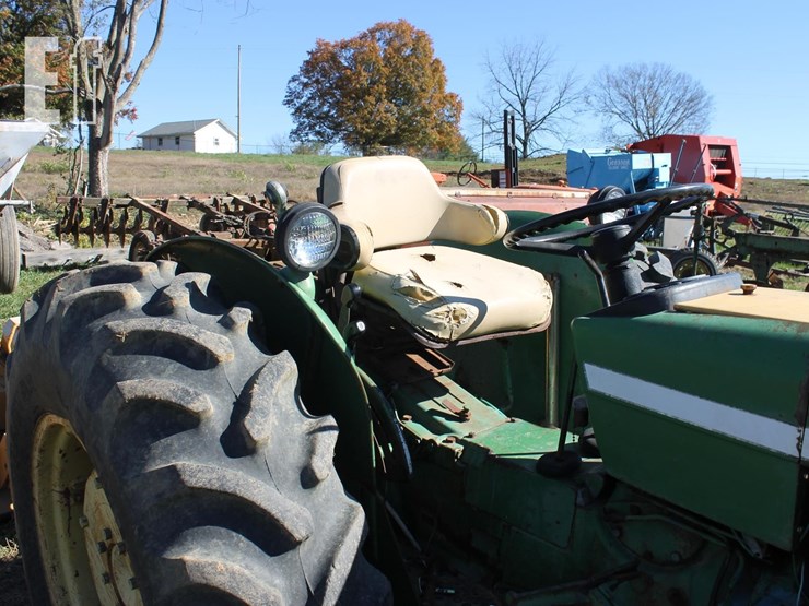 john-deere-830-image-5