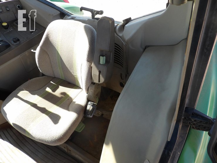 john-deere-7130-image-12