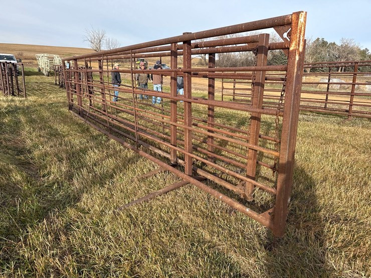 freestanding-panels-image-4