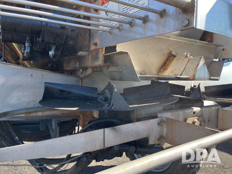 2015-ag-chem-rg1100b-image-43