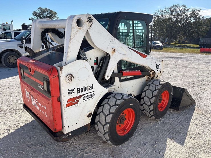 2017-bobcat-s650-image-3