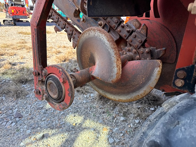 2008-ditch-witch-rt40-image-24