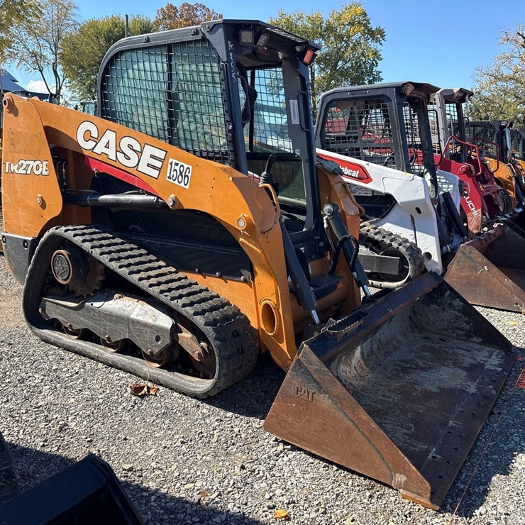 2023 CASE TR270B