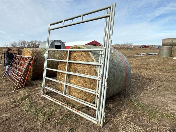 2w-equipment-bow-gates-image-2