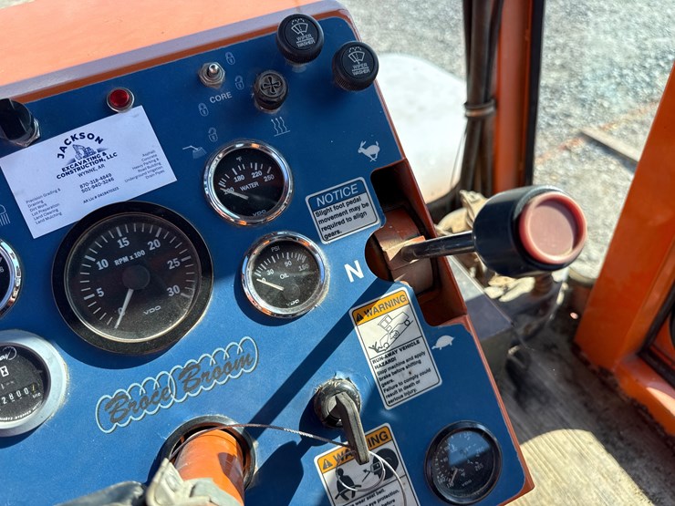 2010-broce-rj350-image-67