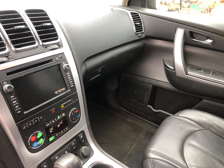 2009-gmc-acadia-slt-image-9