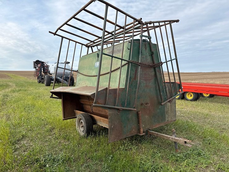 verns-creep-feeder-image-3