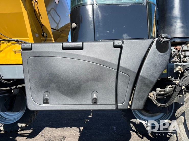 2017-ag-chem-rg1100b-image-33