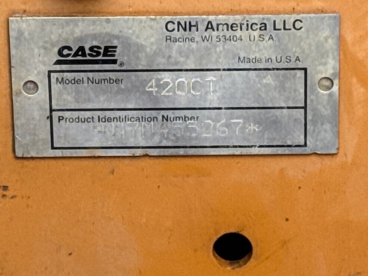 2009-case-420ct-image-25