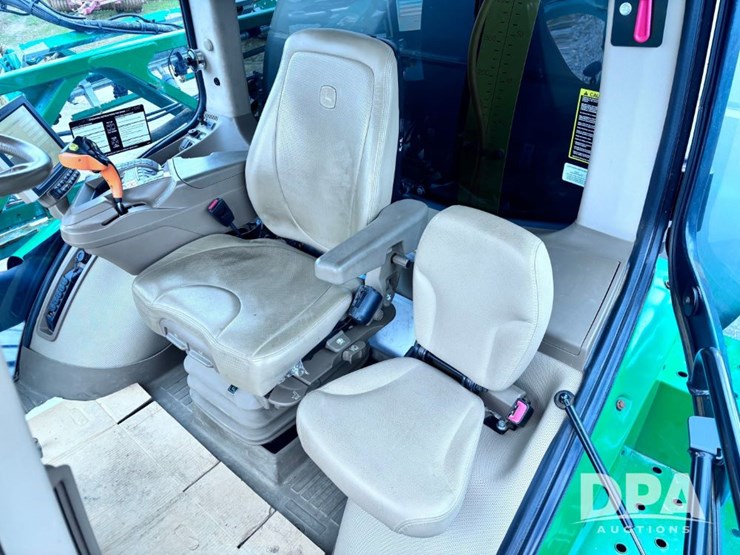 2020-john-deere-r4060-image-122