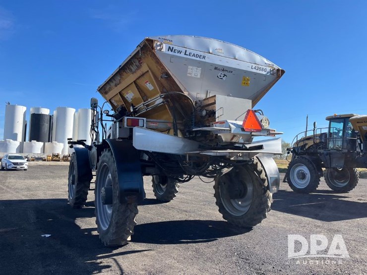 2015-ag-chem-rg1100b-image-9