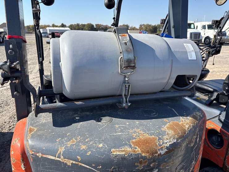 toyota-8fgcu25-image-9