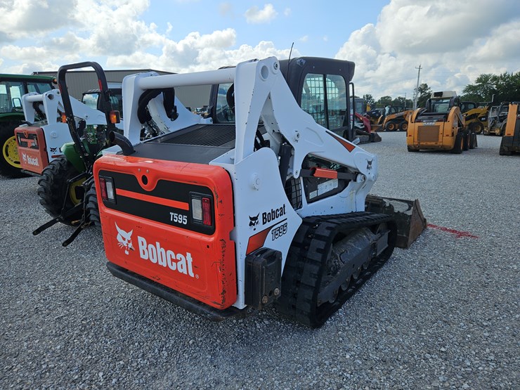 2018-bobcat-t595-image-17