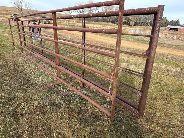 freestanding-panels-image-4