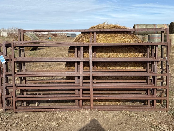 homemade-livestock-panels-image-3