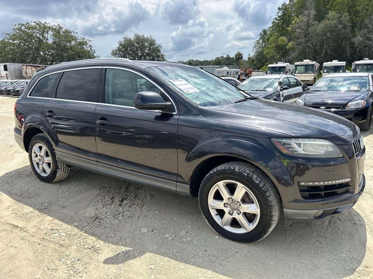 2013-audi-q7-image-2