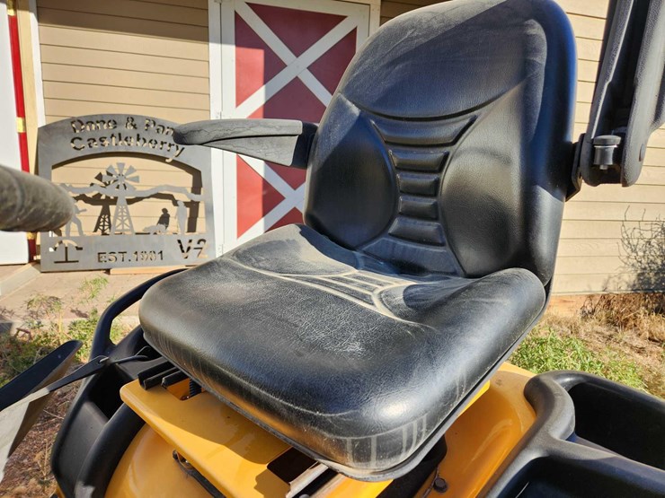 cub-cadet-gt2542-image-18