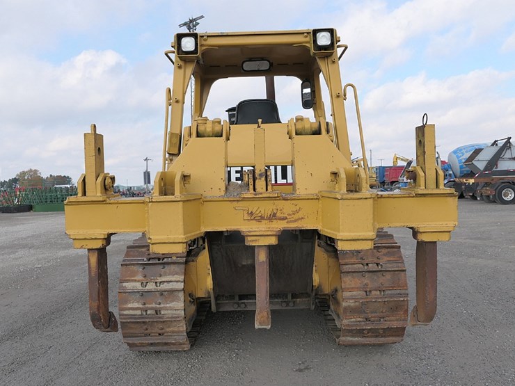 caterpillar-d6e-image-3