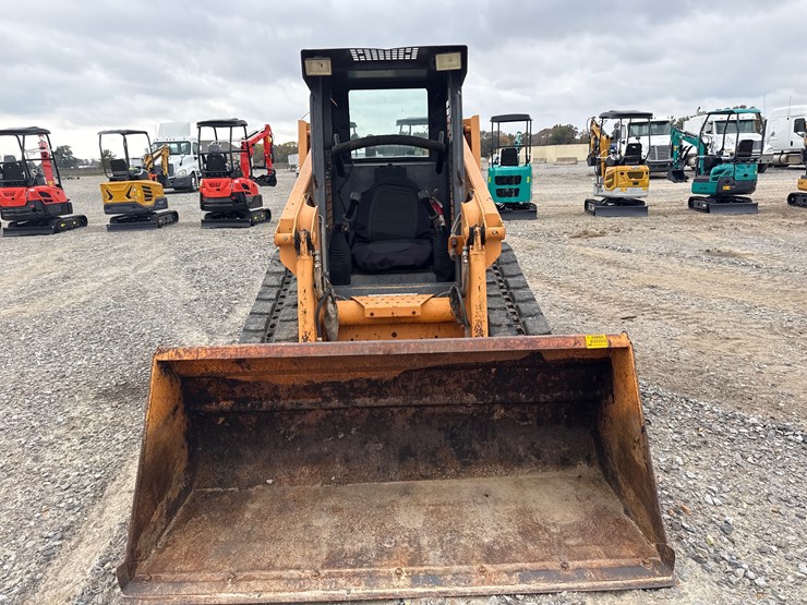 2009-case-420ct-image-13