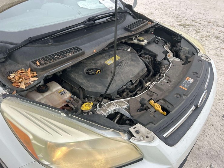 2013-ford-escape-image-8