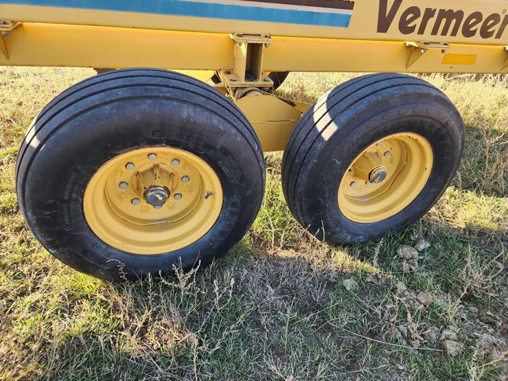 2000-vermeer-bm700-image-9