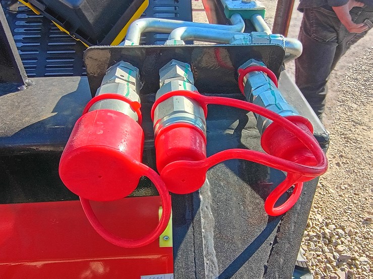 #l59-019-•-agt-lrt23-mini-skid-steer-[damaged]-image-11