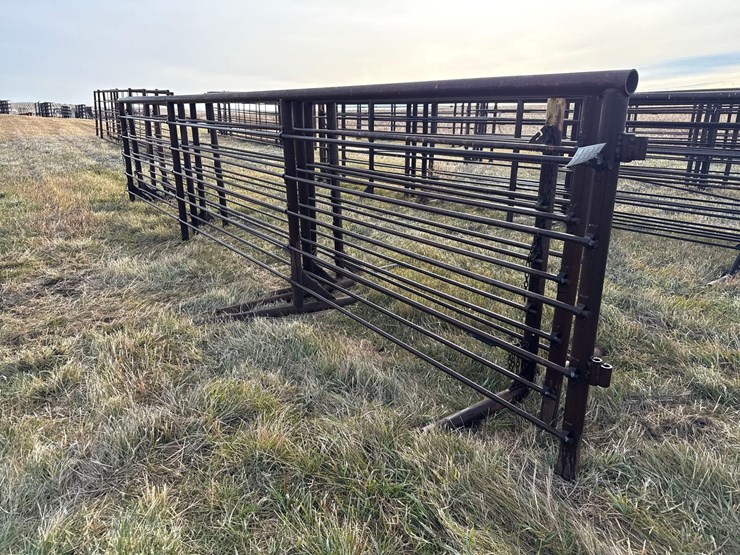 freestanding-panels-image-2