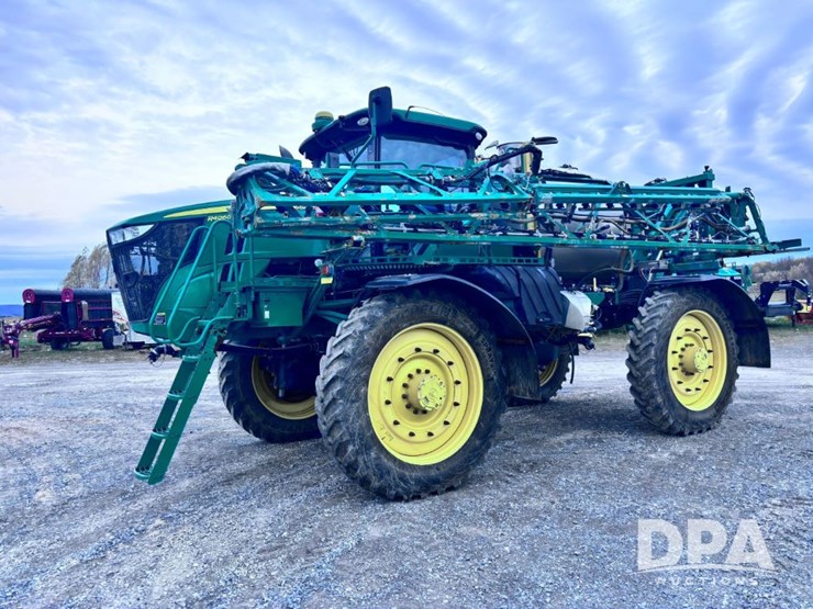 2020-john-deere-r4060-image-21