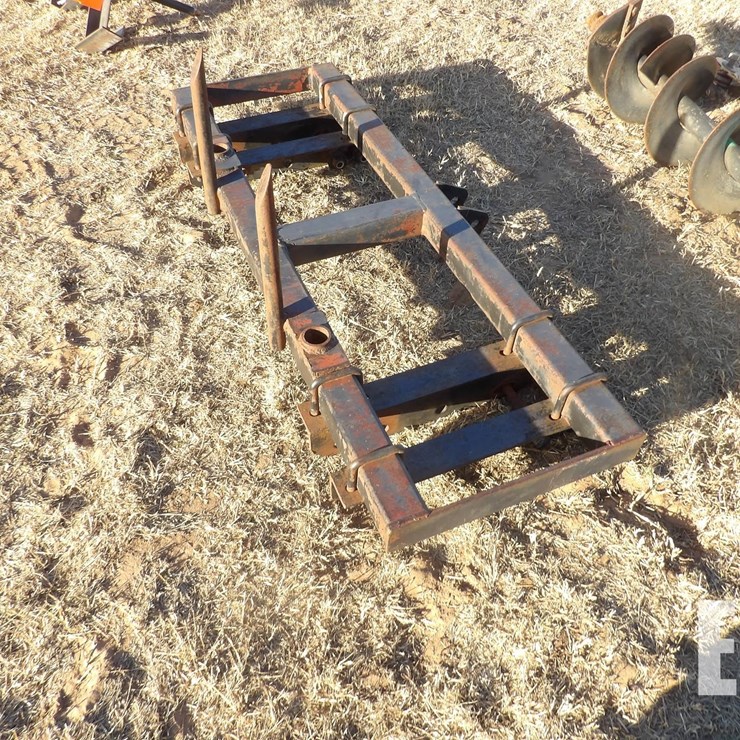 SHOP BUILT 3 POINT BALE SPIKE