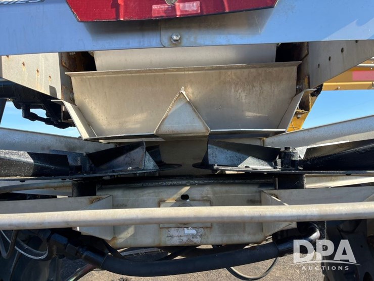 2017-ag-chem-rg1100b-image-46