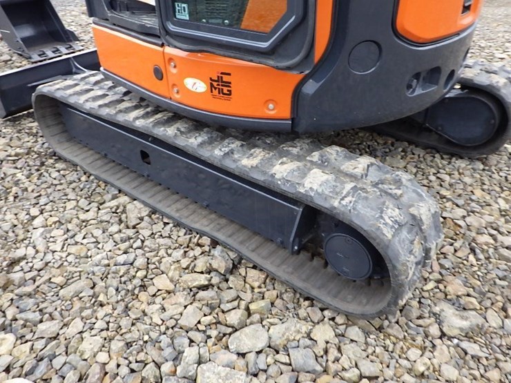 hitachi-zx40u-image-36