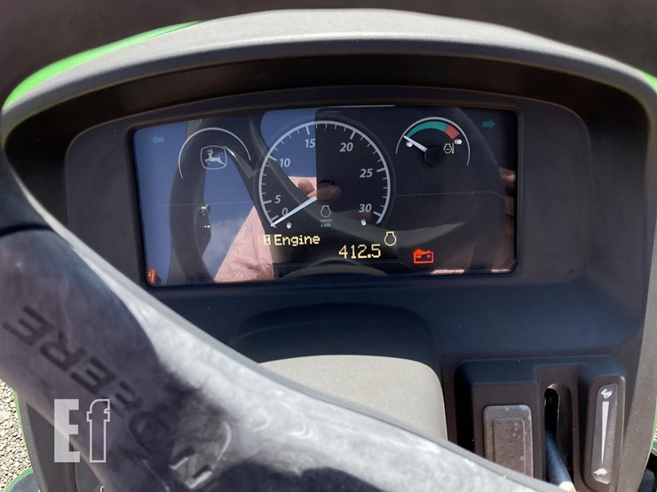 2018-john-deere-3038e-image-23